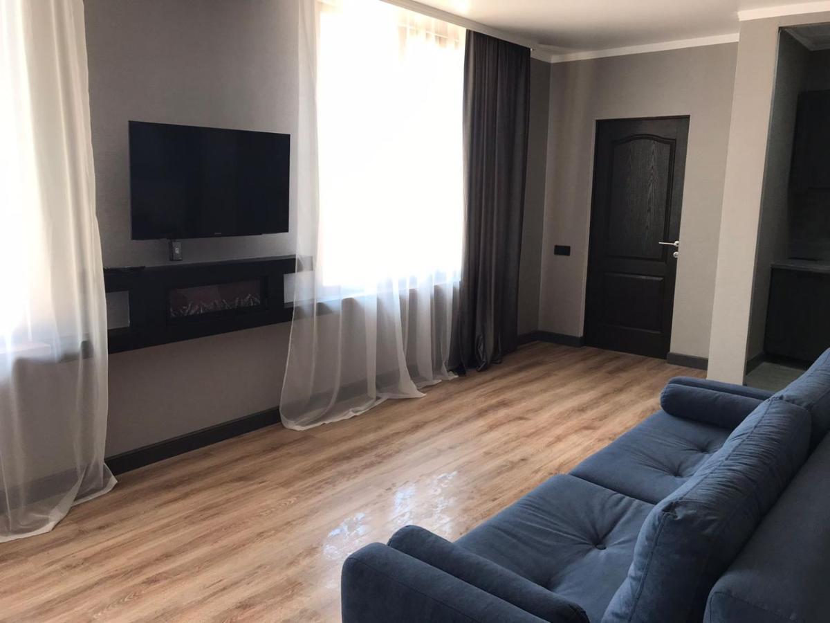 Гостевой Дом София 400 М До Моря Гагра Екстер'єр фото