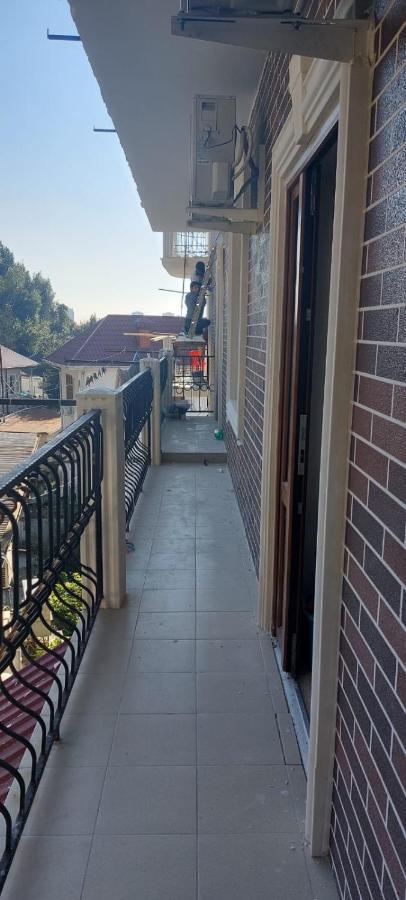 Гостевой Дом София 400 М До Моря Гагра Екстер'єр фото