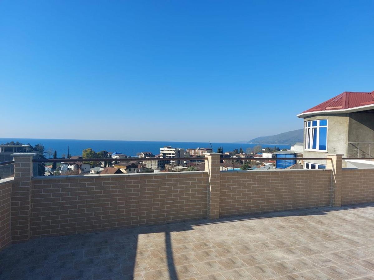 Гостевой Дом София 400 М До Моря Гагра Екстер'єр фото
